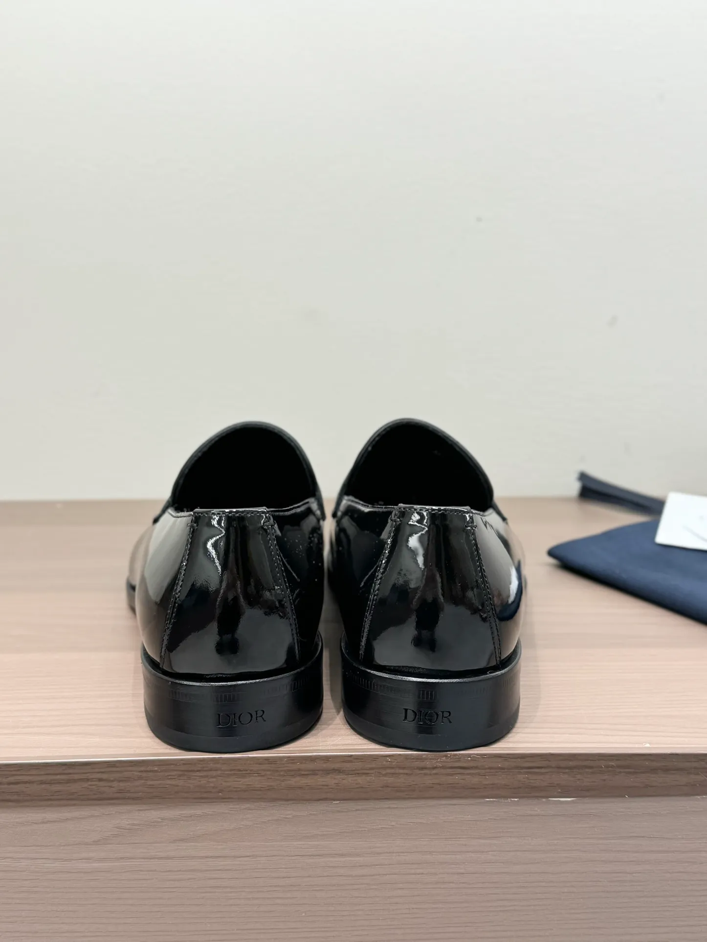 940💰 Dior high-end men's boutique casual leather shoes, imported cowhide upper, water-dyed cowhide lining, imported genuine leather outsole, perfect details, standard code 39-44 (38.45.46 customized, non-returnable and non-exchangeable),